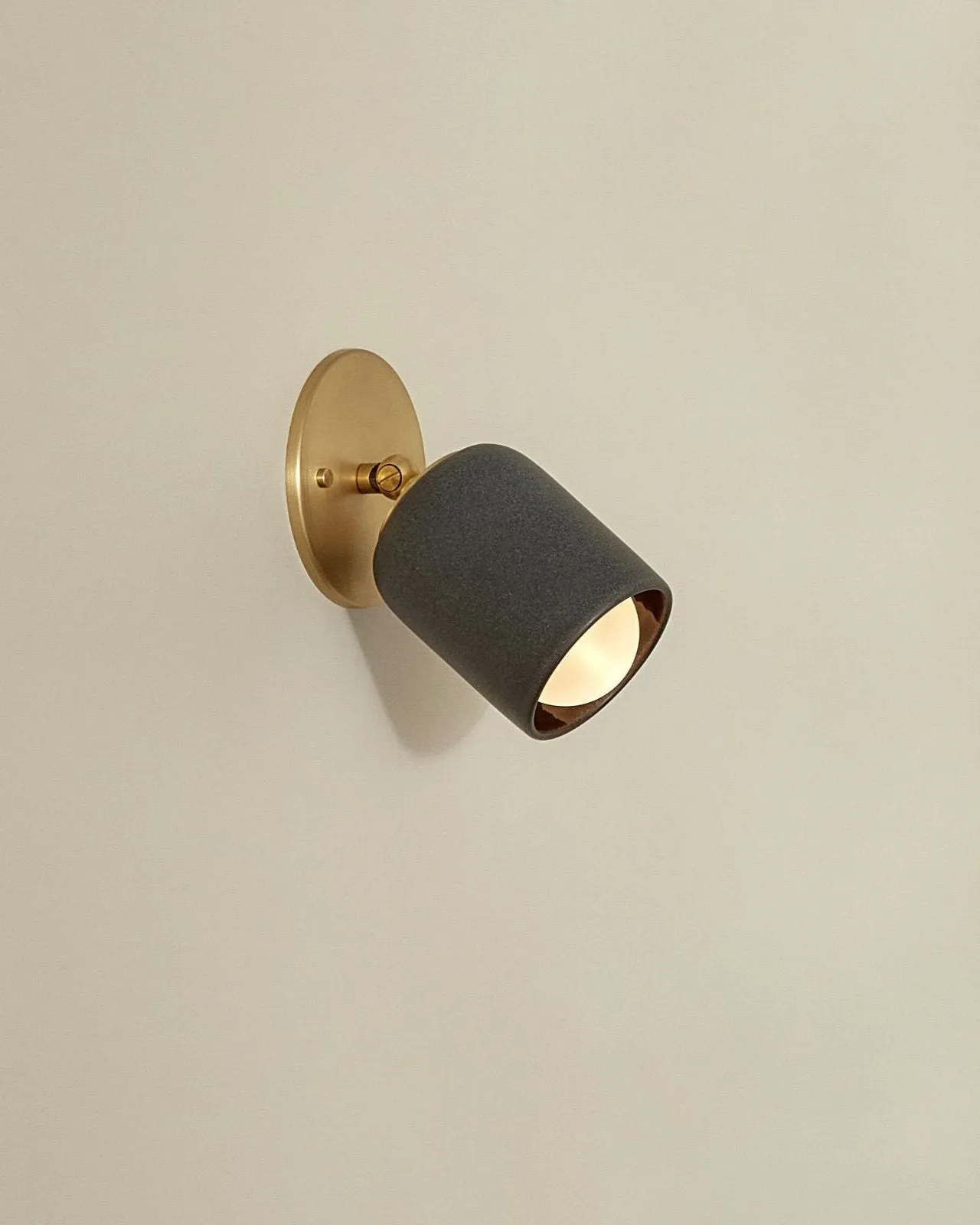 Ceramic Short Extended Wall Light | Terra