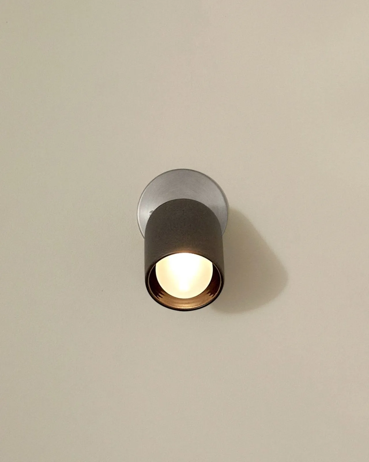Ceramic Short Extended Wall Light | Terra