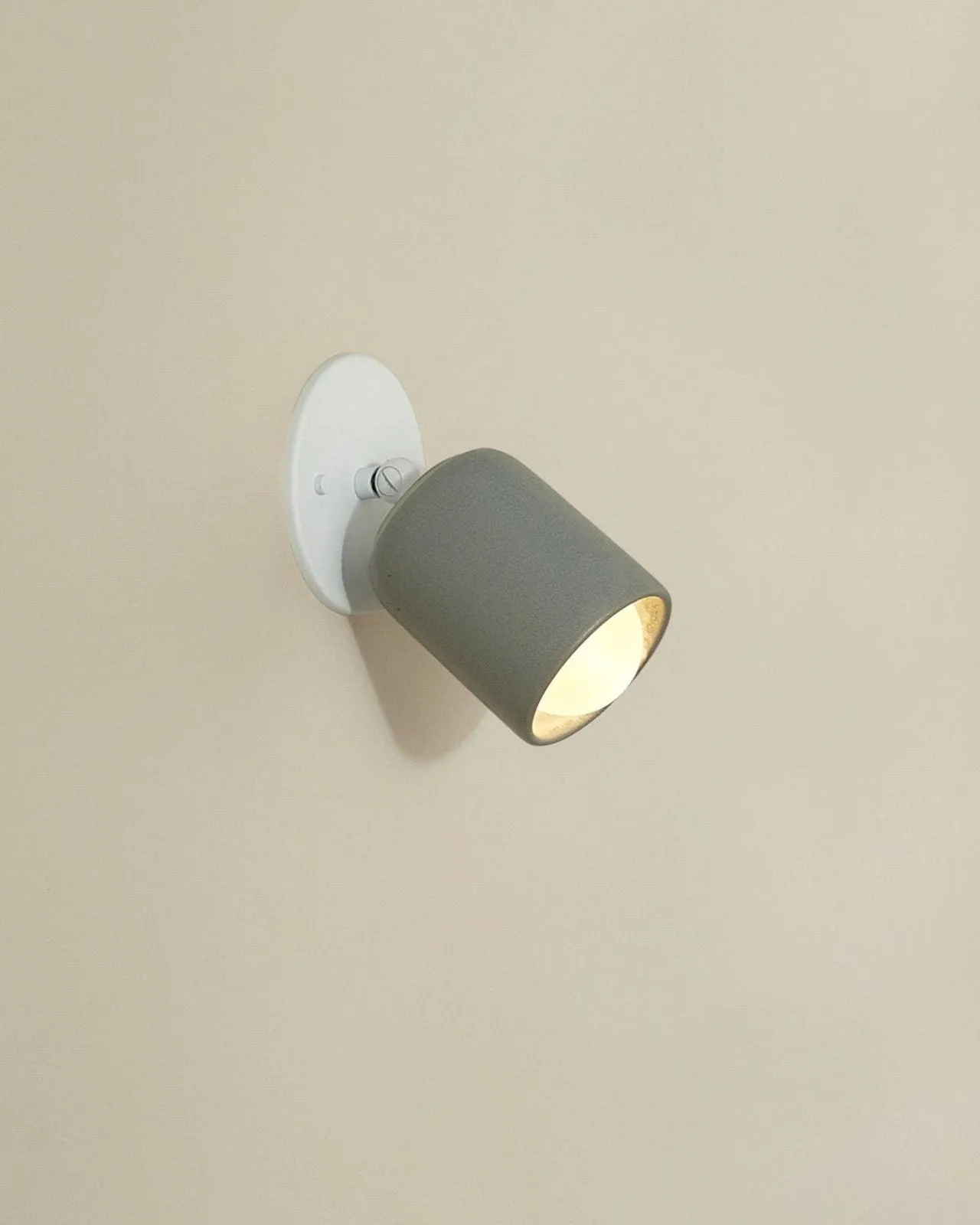 Ceramic Short Extended Wall Light | Terra