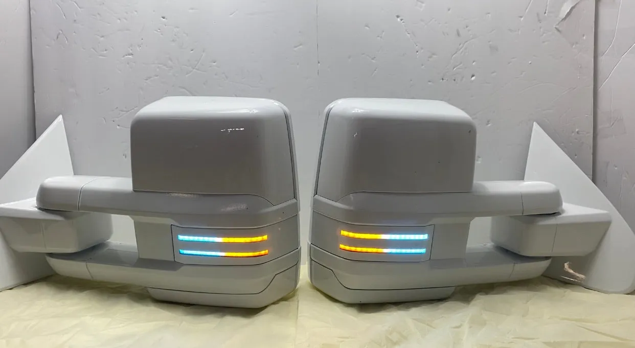 GMC Sierra Tow Mirrors