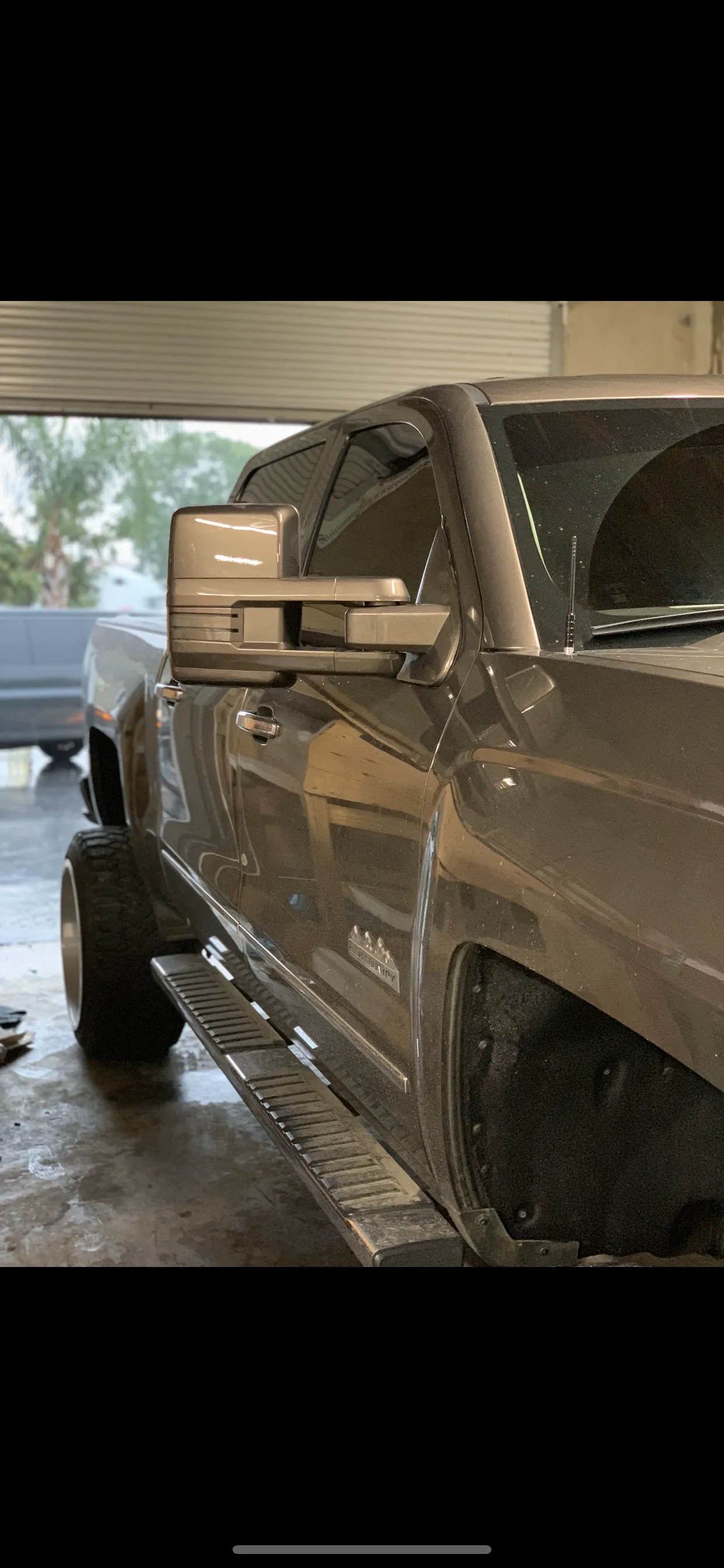 GMC Sierra Tow Mirrors