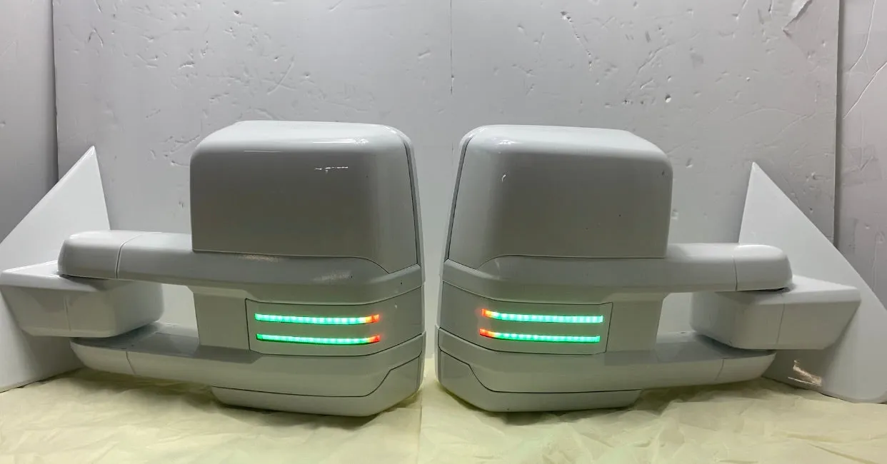 GMC Sierra Tow Mirrors