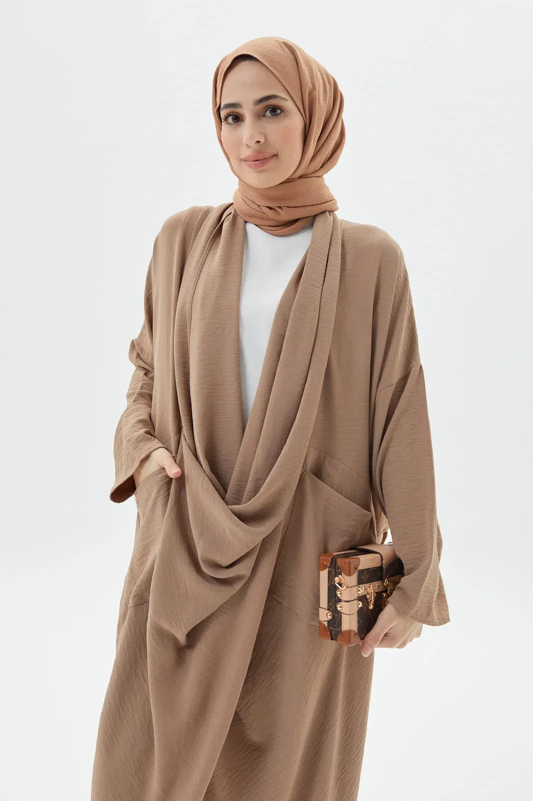 Kangaroo Abaya