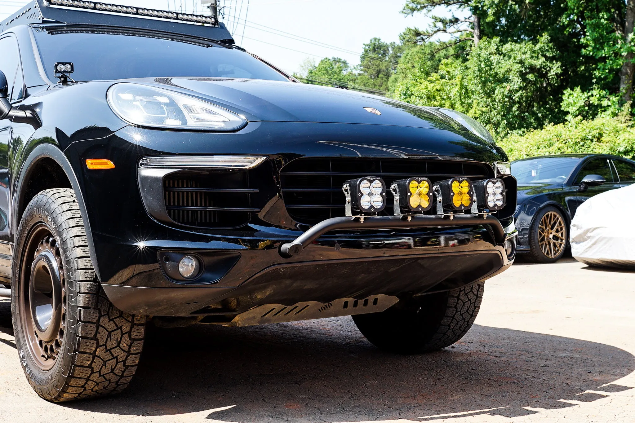 LIGHT BAR (PARKING SENSOR COMPATIBLE/BOLT ON) - CAYENNE/TOUAREG