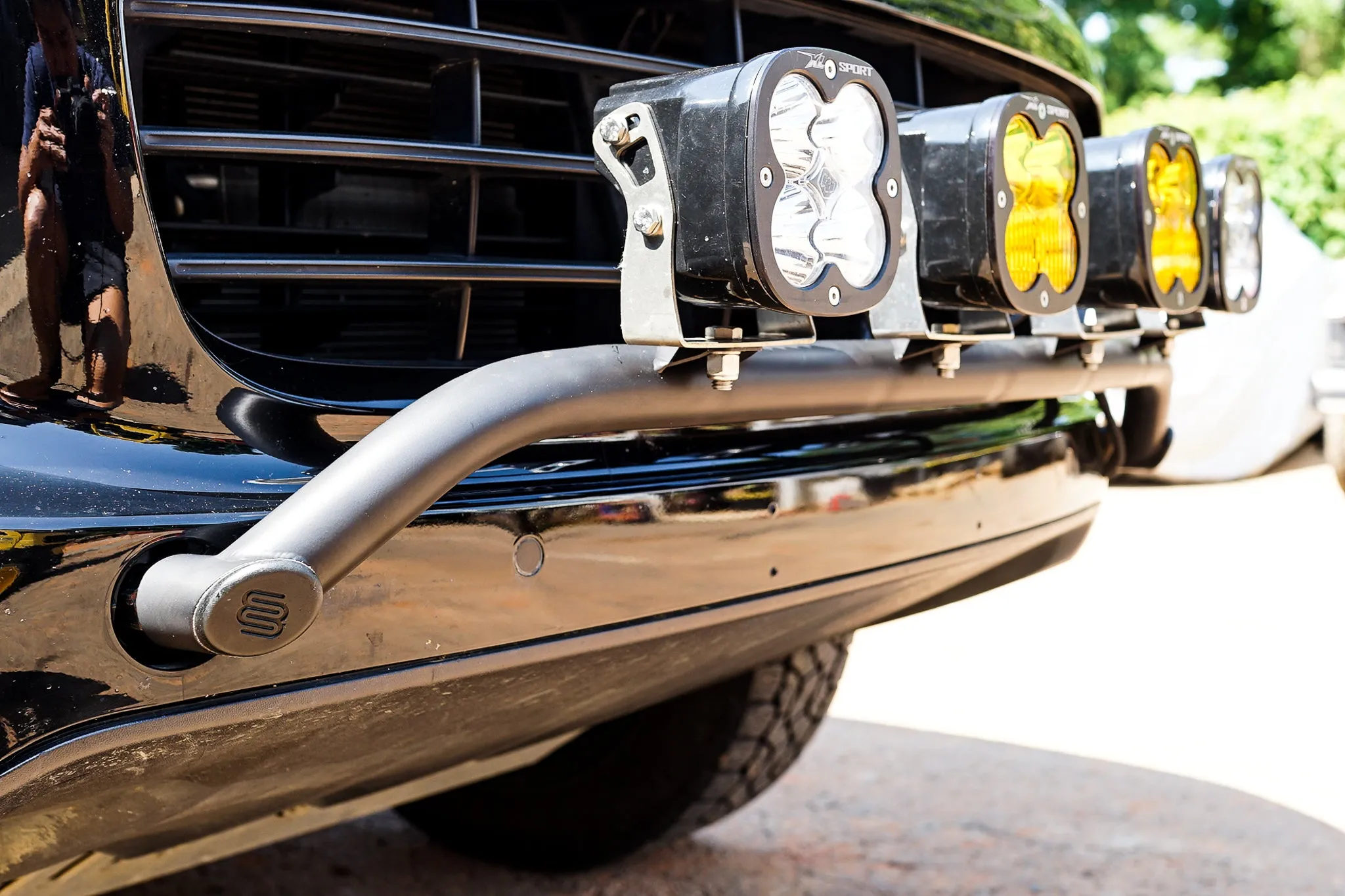 LIGHT BAR (PARKING SENSOR COMPATIBLE/BOLT ON) - CAYENNE/TOUAREG