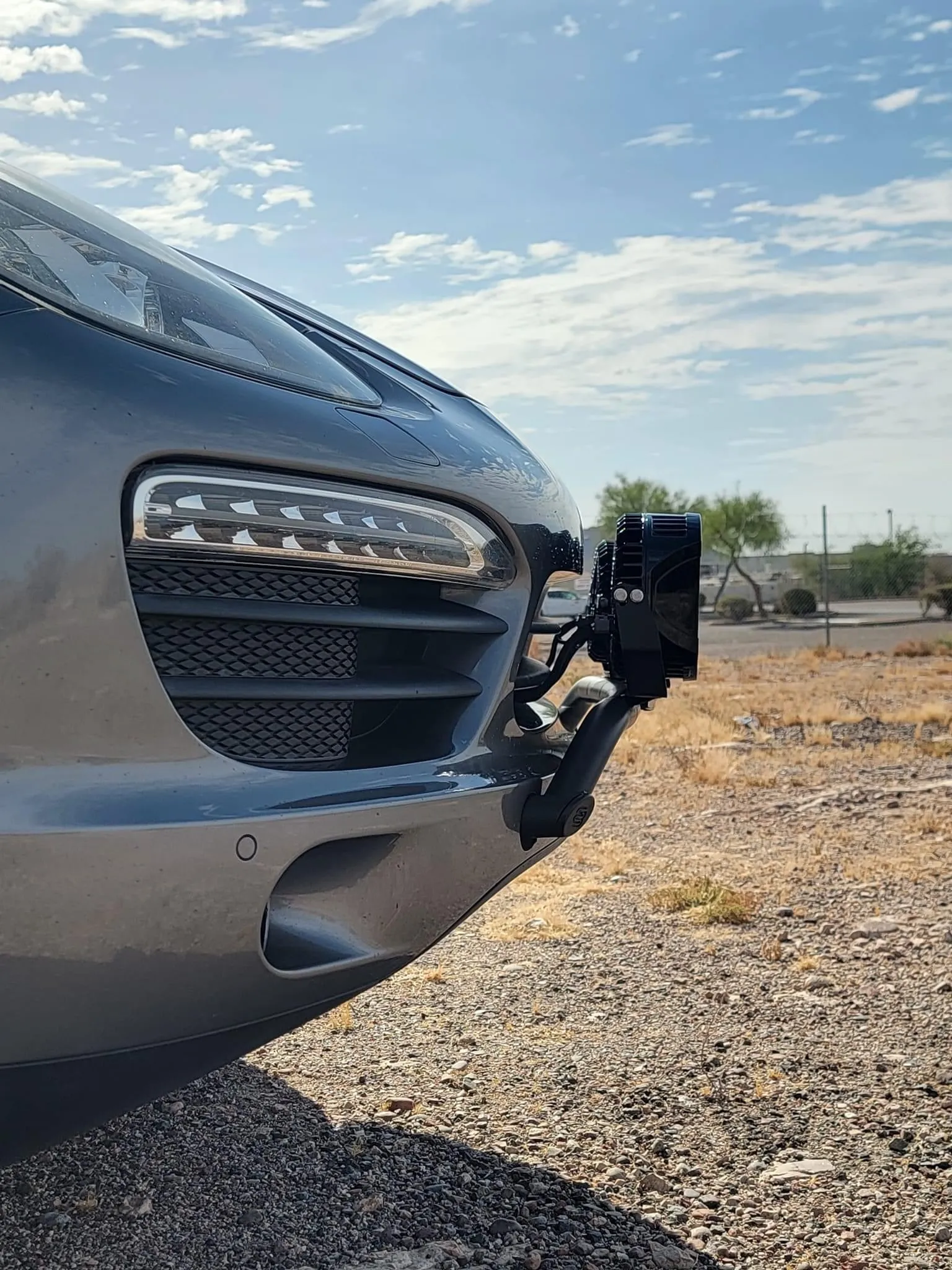 LIGHT BAR (PARKING SENSOR COMPATIBLE/BOLT ON) - CAYENNE/TOUAREG