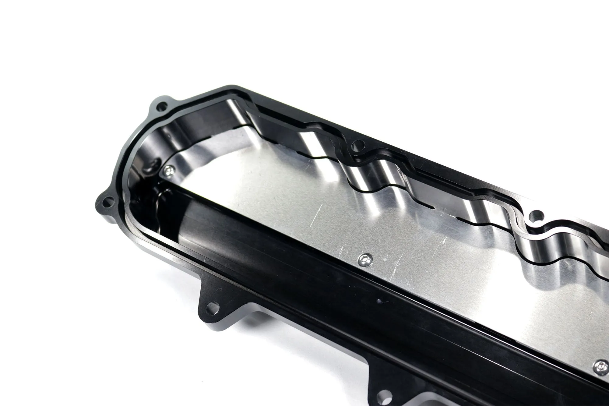 Motion Billet Gen V LT Valve Covers (Black Anodized Finish) 11-120BLK